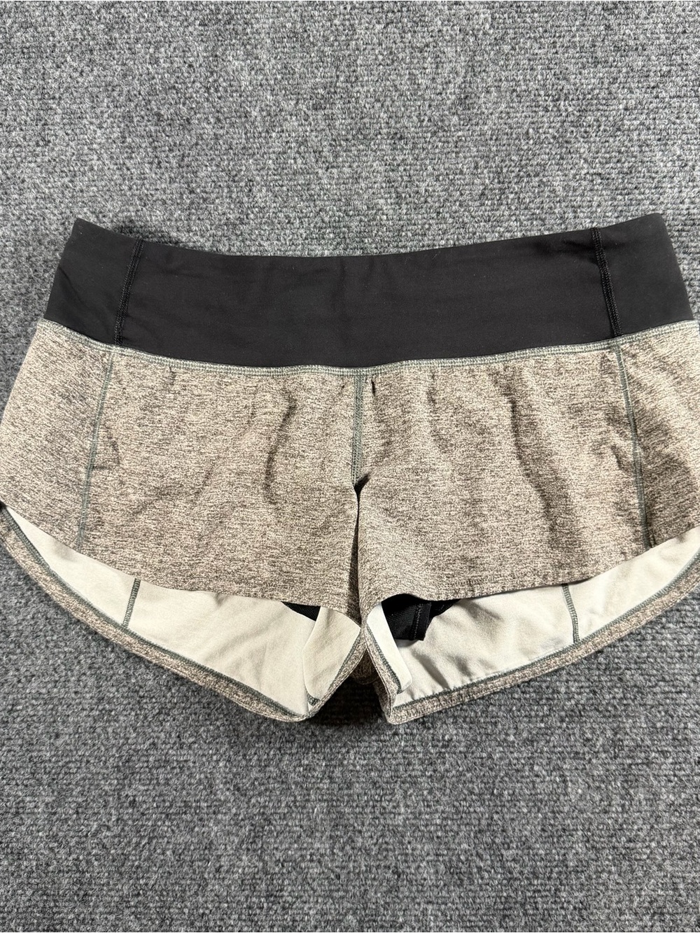 Lululemon Speed Up Shorts Womens 4 Gray Running Athletic Lined Zip Pocket